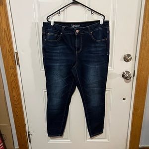 Maurices Everflex high rise jegging, size 16w short